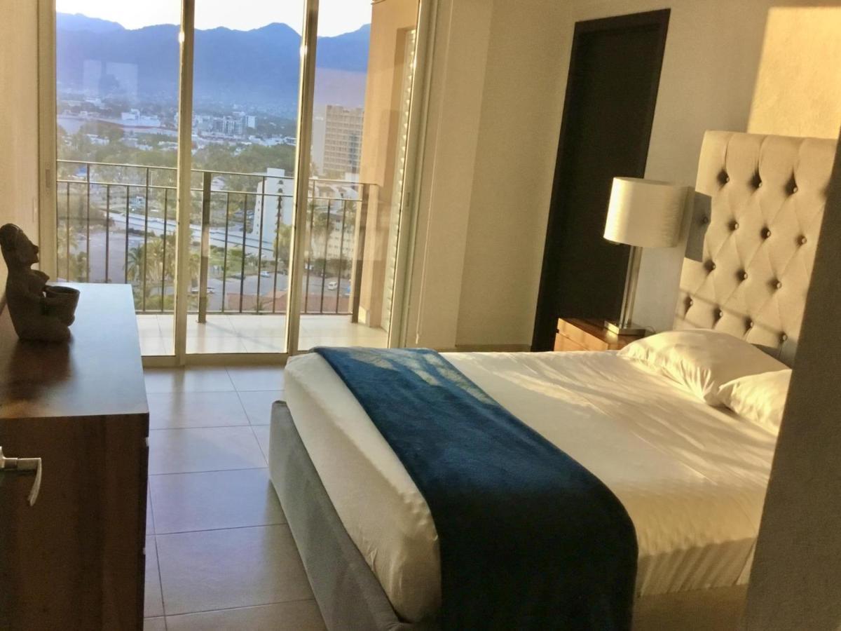 Apartamentos Grand Venetian Пуерто-Вальярта Екстер'єр фото