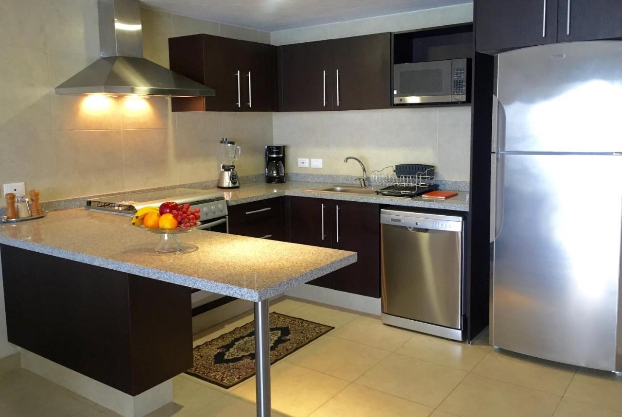 Apartamentos Grand Venetian Пуерто-Вальярта Екстер'єр фото